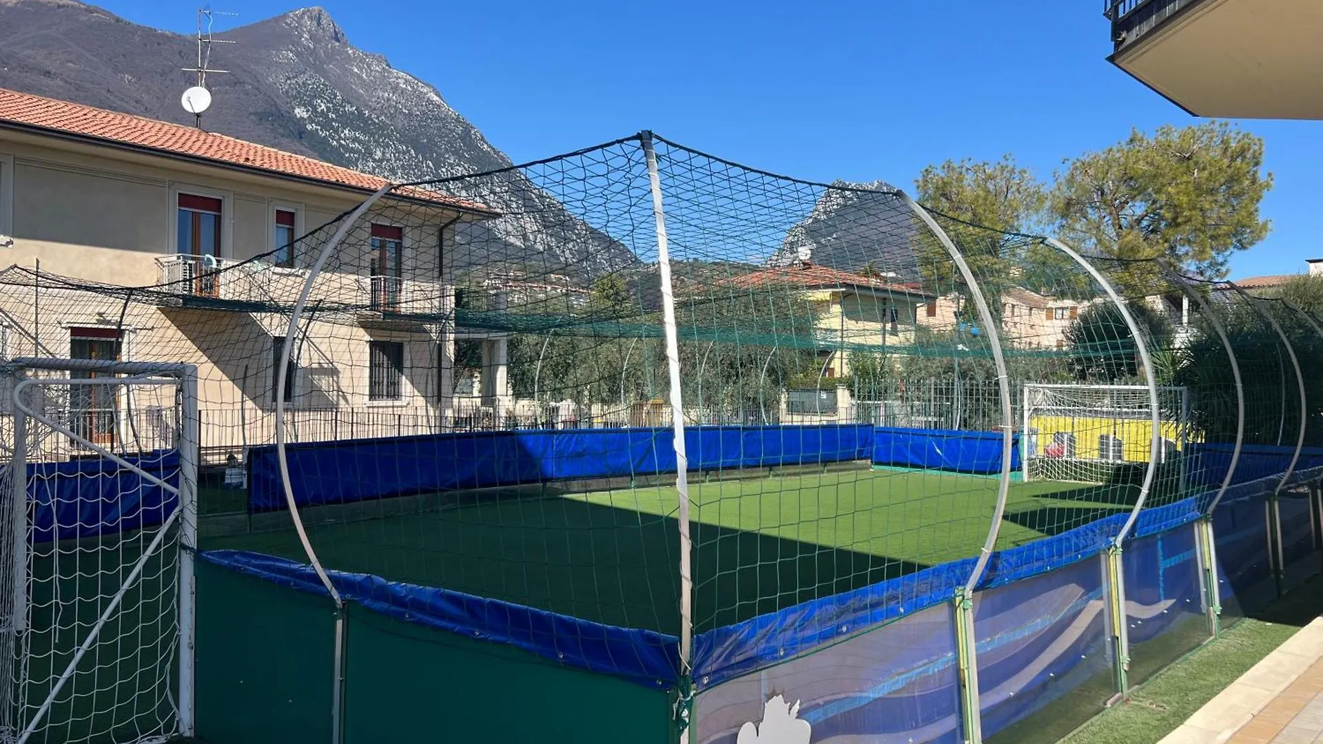 Giardino Dei Colori Dianella Appartamenti Pool Relax &Family Friendly Toscolano Maderno Italië