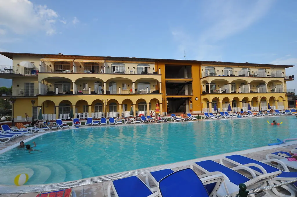Appartement Giardino Dei Colori Dianella Appartamenti Pool Relax &Family Friendly Toscolano Maderno