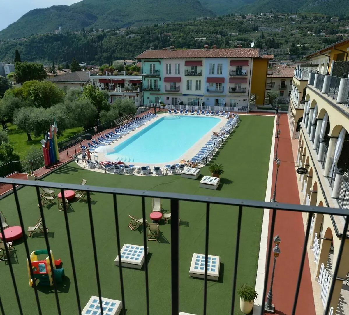 Apartment Giardino Dei Colori Dianella Appartamenti Pool Relax &Family Friendly Italy