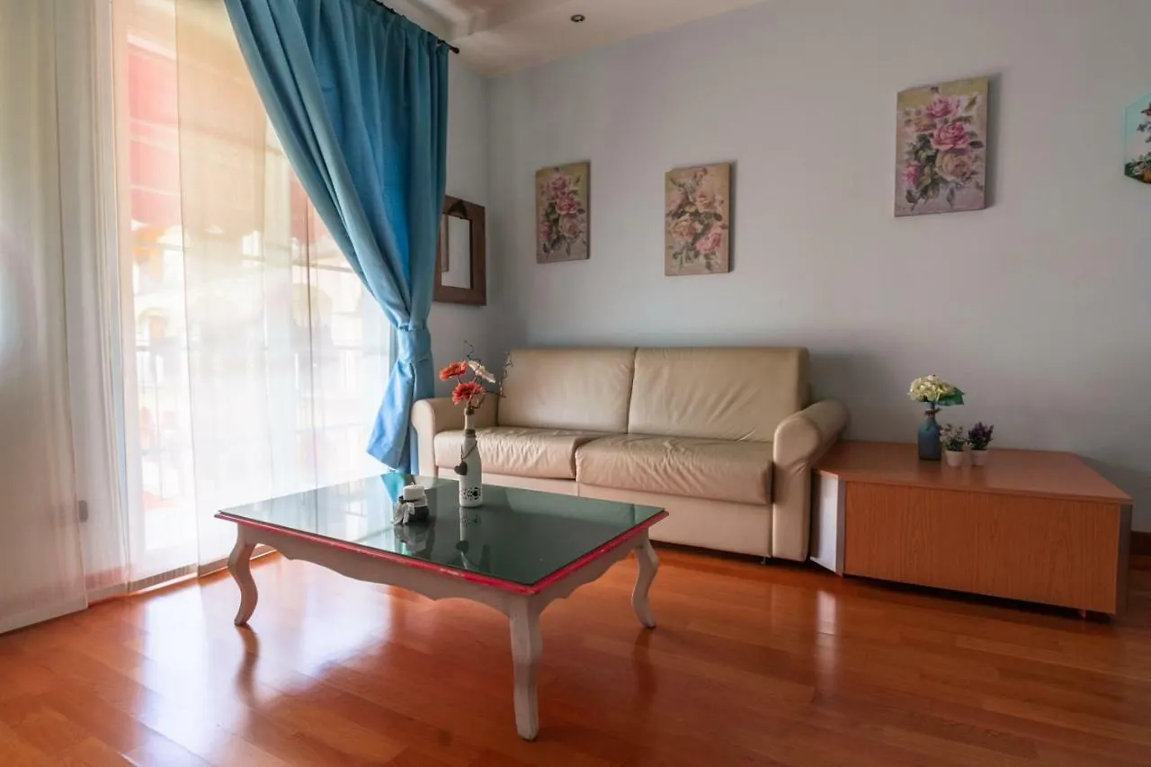 Giardino Dei Colori Dianella Appartamenti Pool Relax &Family Friendly 0*, Toscolano Maderno Italy